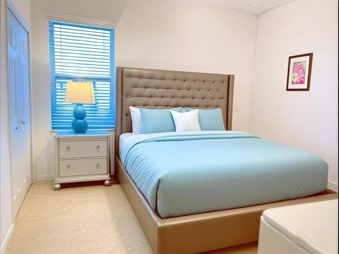 דבנפורט Elegant King Queen Suite Rms -Private Bath-5 Star Resort-Pool-Spa-Club-Disney-Water Park-Wifi Available מראה חיצוני תמונה
