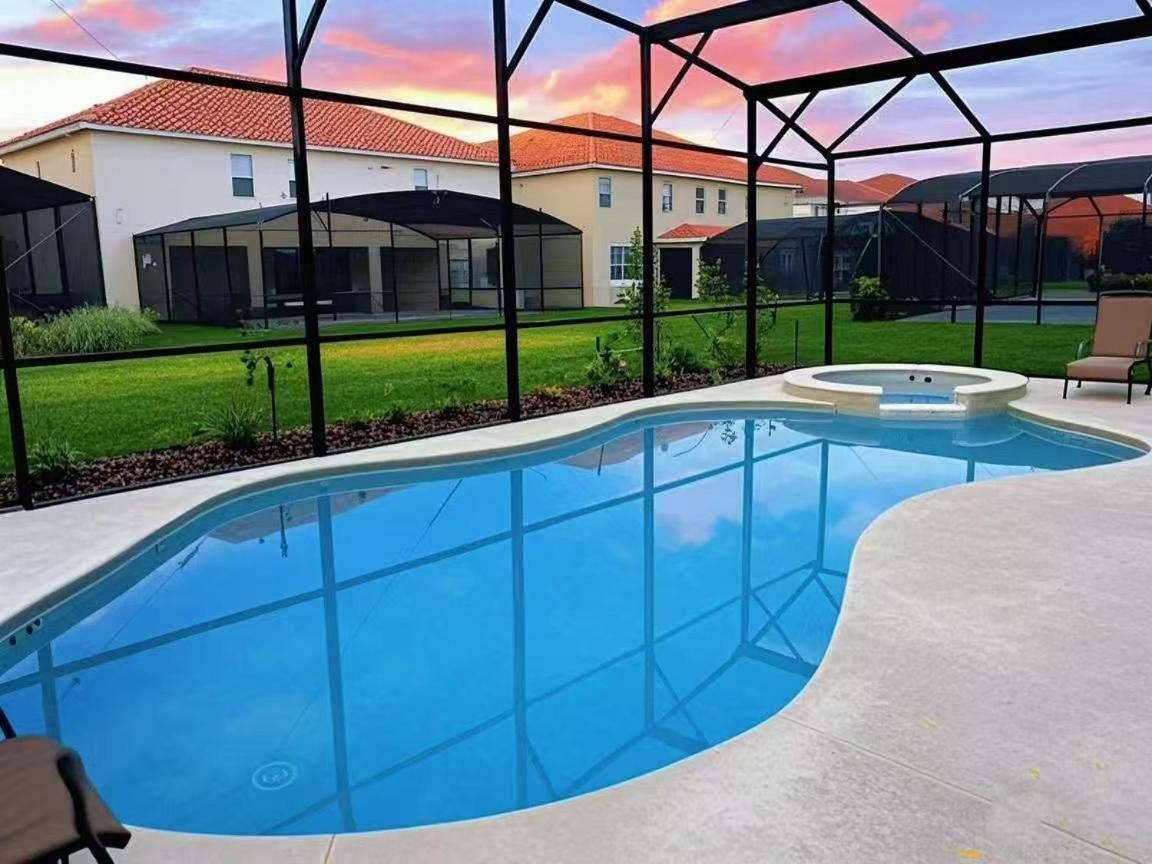 דבנפורט Elegant King Queen Suite Rms -Private Bath-5 Star Resort-Pool-Spa-Club-Disney-Water Park-Wifi Available מראה חיצוני תמונה