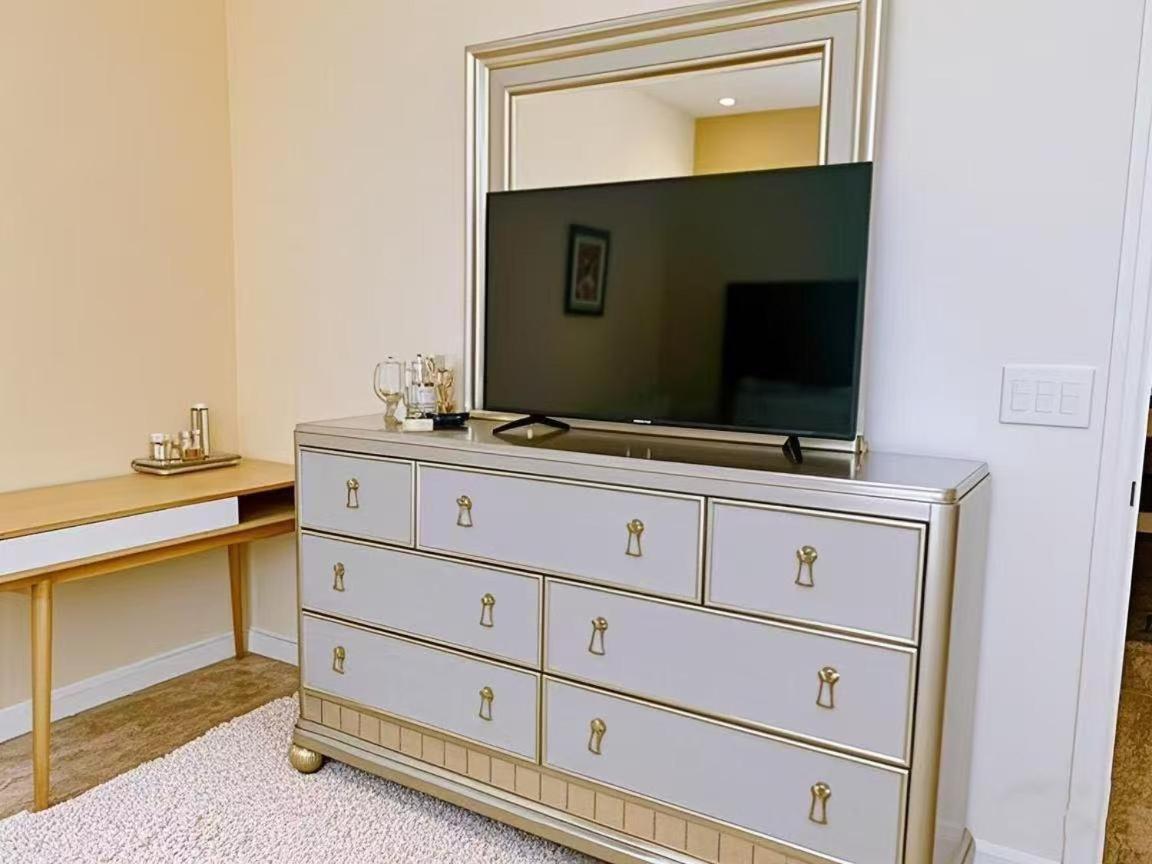 דבנפורט Elegant King Queen Suite Rms -Private Bath-5 Star Resort-Pool-Spa-Club-Disney-Water Park-Wifi Available מראה חיצוני תמונה